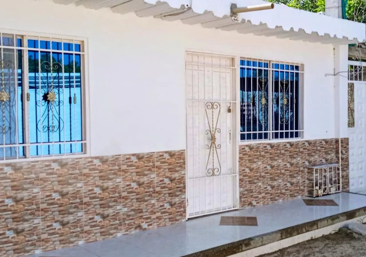 Apartamento Cerca A El Aeropuerto Santa Marta  0*, Santa Marta (Magdalena)